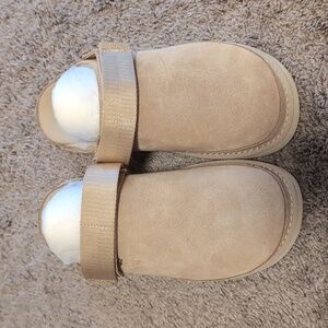 Ugg Goldenstar Clog